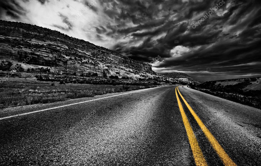 Route panoramique en montagne